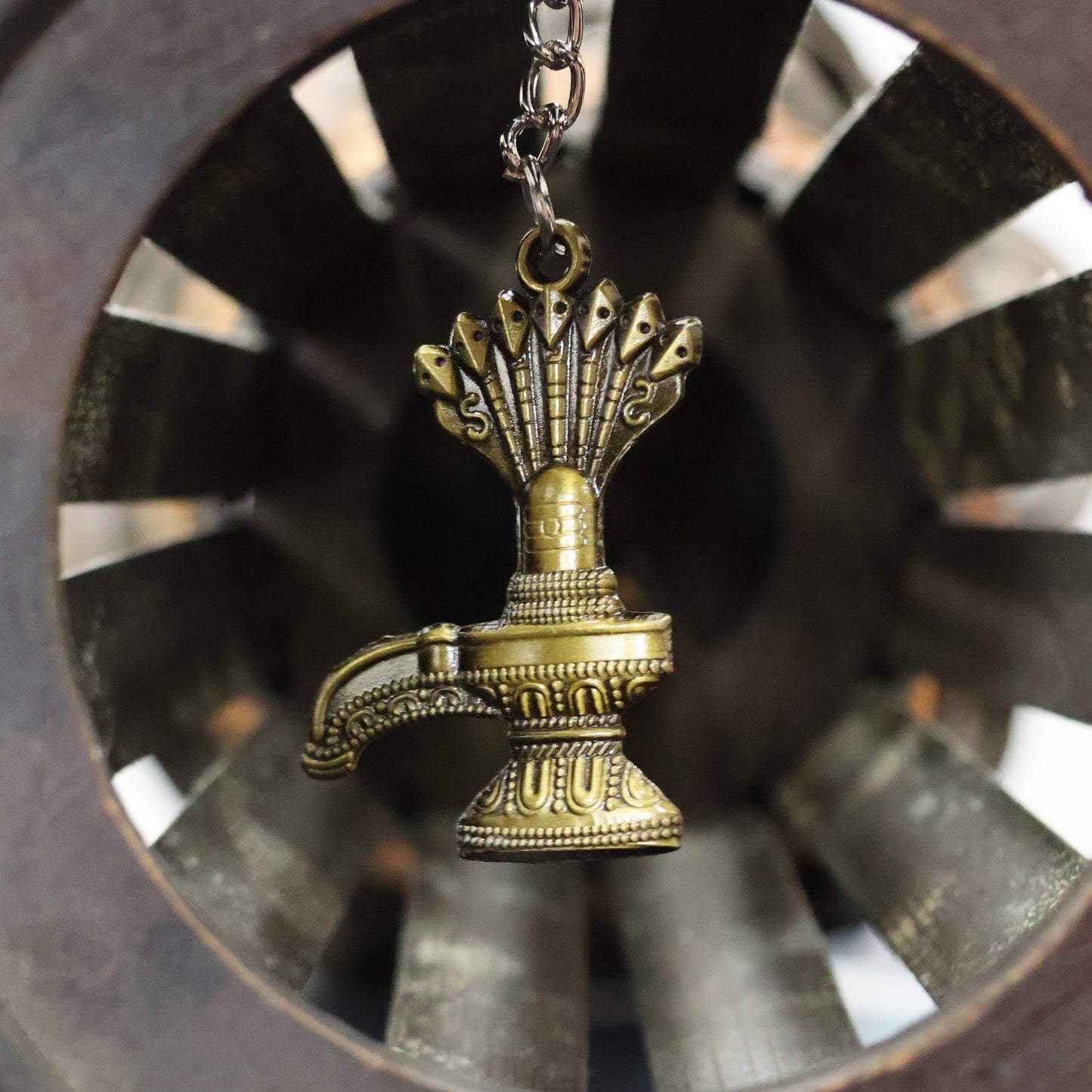 Antique Lord Shiva Shivaling Metal Keychain (1 Pc)